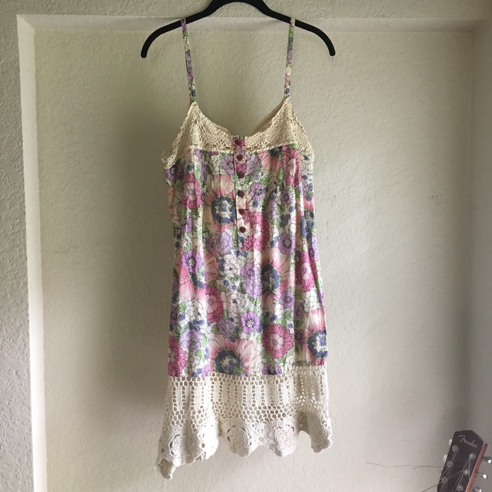 Kimchi Blue floral crochet dress